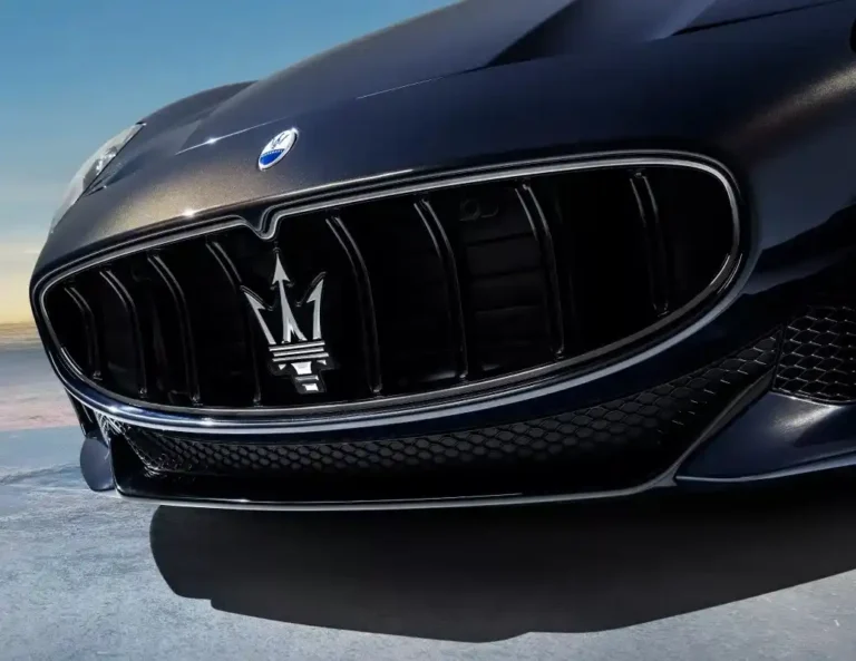 Maserati MC20 Cielo luxury convertible cars price in India