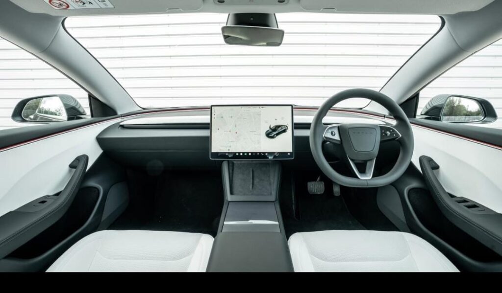 ashboard tesla