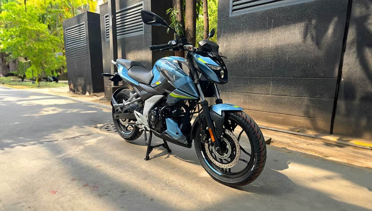 Bajaj Pulsar N160