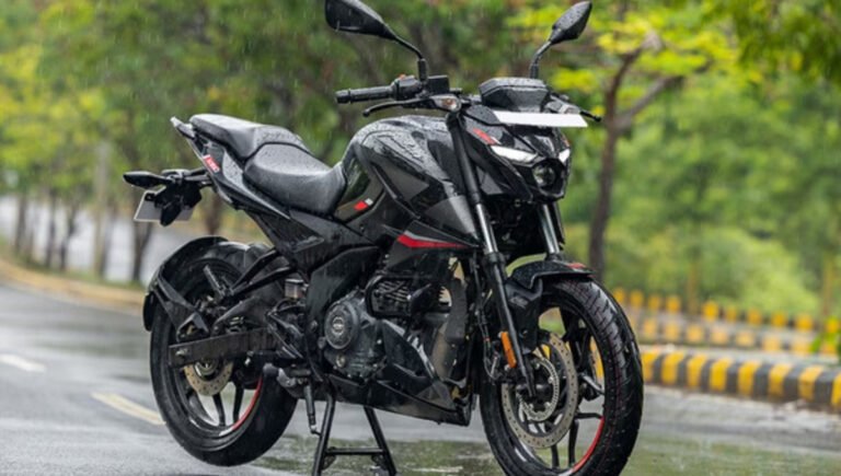 Bajaj Pulsar N160