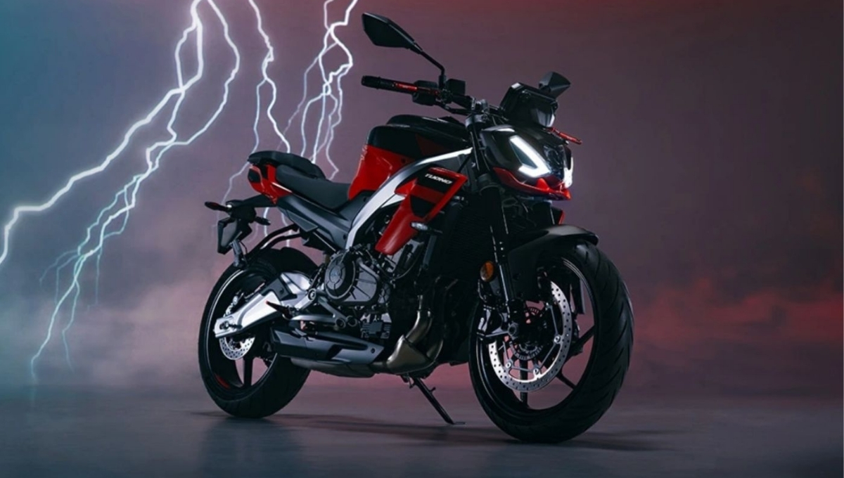 Aprilia Tuono 457