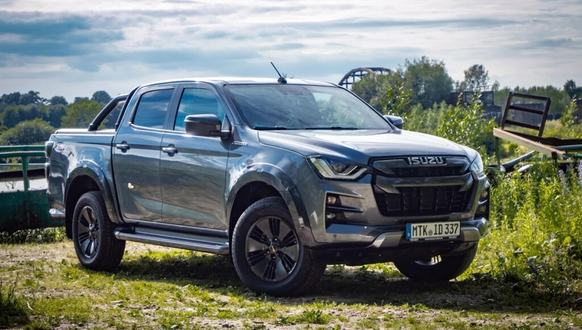 Isuzu V-Cross