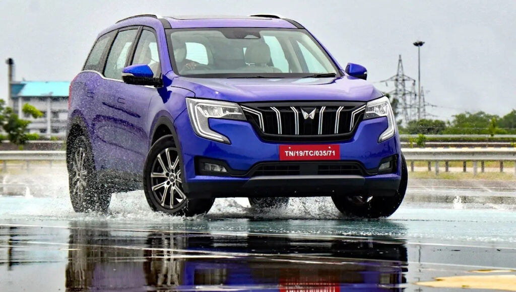 Mahindra XUV700