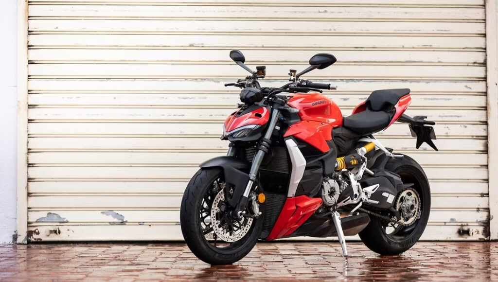 Discover Ducati Streetfighter V2: Stunning Design, 955cc Engine, Features, Mileage, and Price in India