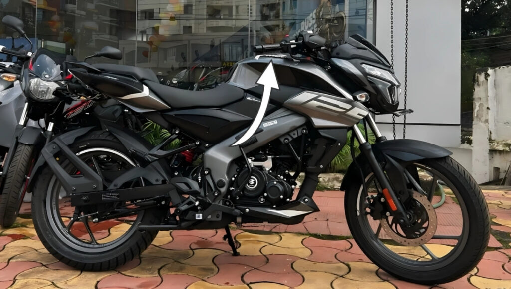 Bajaj Pulsar NS200: Ultimate Street Bike Combining Power, Style, Smart Tech, and Unmatched Riding Experience