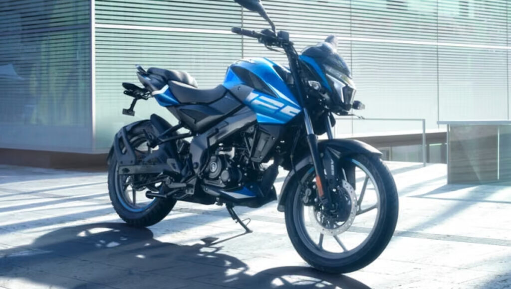 Bajaj Pulsar NS200: Ultimate Street Bike Combining Power, Style, Smart Tech, and Unmatched Riding Experience