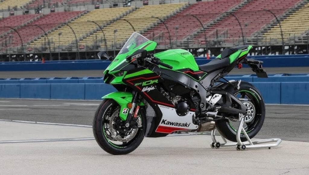 Kawasaki Ninja ZX-10R: High-Performance Sports Bike with Power and Style