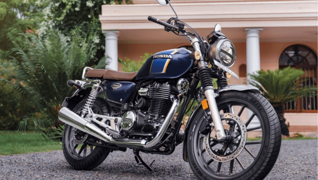 Honda CB350 Review: 348cc Engine, Retro Design, 20.7 BHP Power and Premium Cruiser