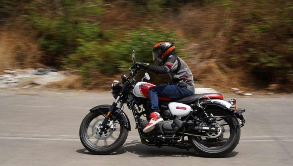 QJ Motor SRC 500: Retro Looks Meet Modern Power for an Unforgettable Ride
