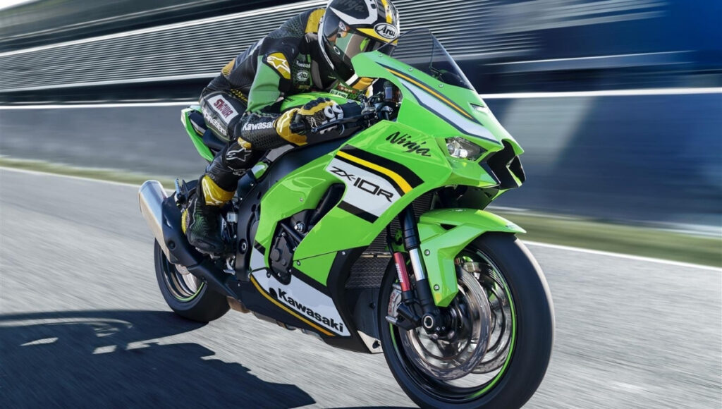 Kawasaki Ninja ZX-10R: High-Performance Sports Bike with Power and Style