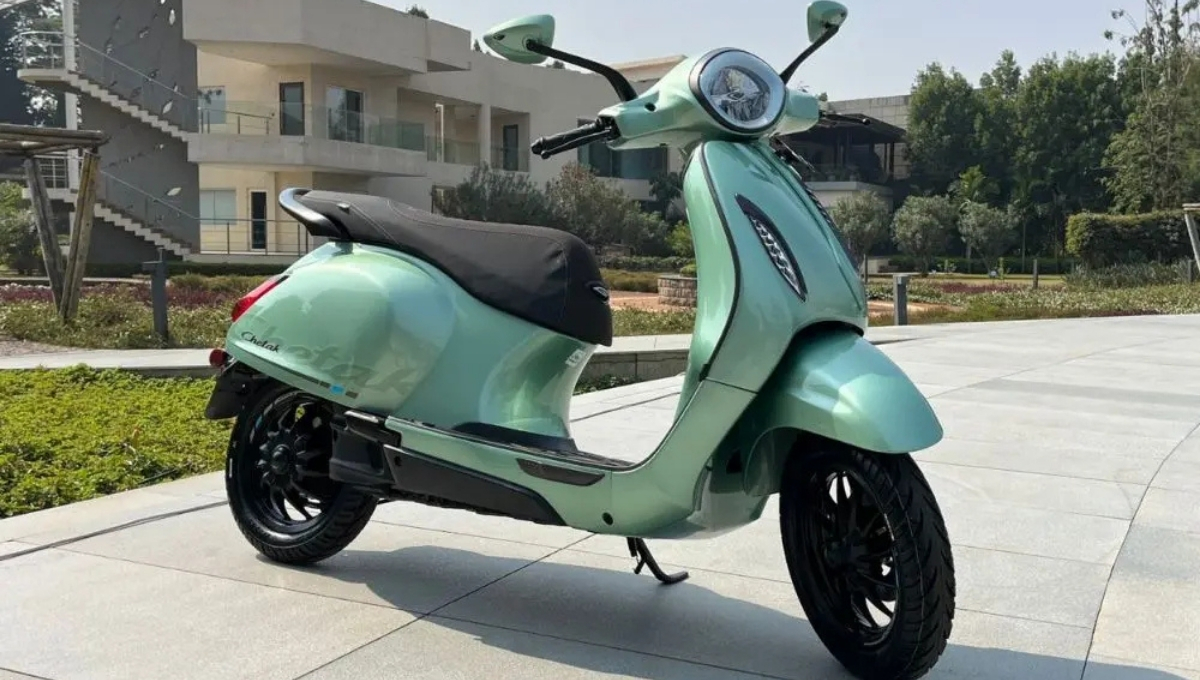 Bajaj Chetak 3001