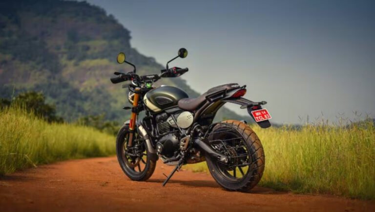Triumph Scrambler 400 X: A Perfect Blend of Power, Comfort and Timeless British Style