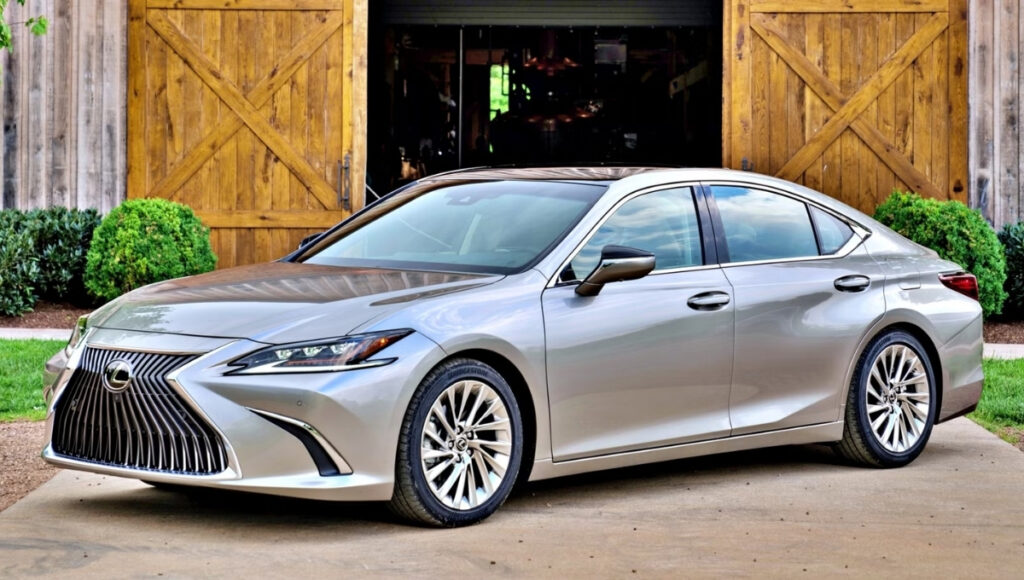 Lexus ES Review: The ultimate sedan experience of luxury, power and comfort