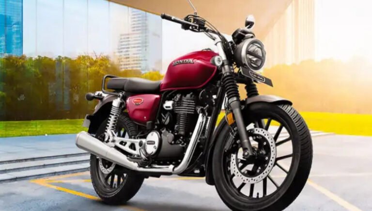 Honda CB350 Review: 348cc Engine, Retro Design, 20.7 BHP Power and Premium Cruiser