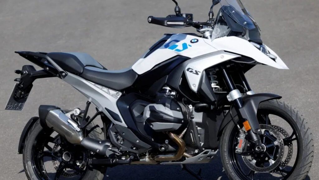 BMW R 1300 GS: Adventure and Power Combined for the Ultimate Riding Experience