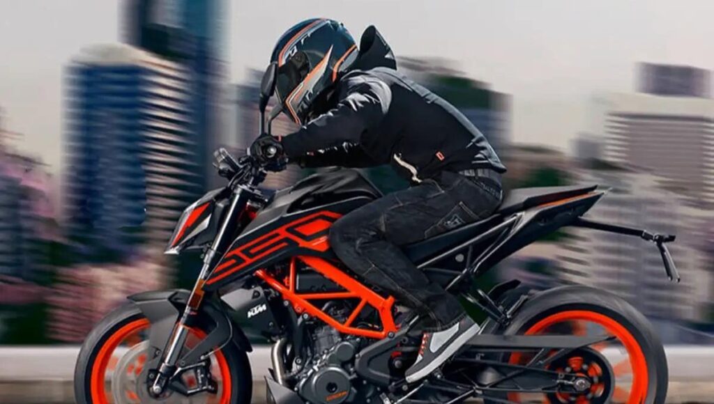 KTM 250 Duke: Price in India, Features, Engine, Mileage and 2025 Review