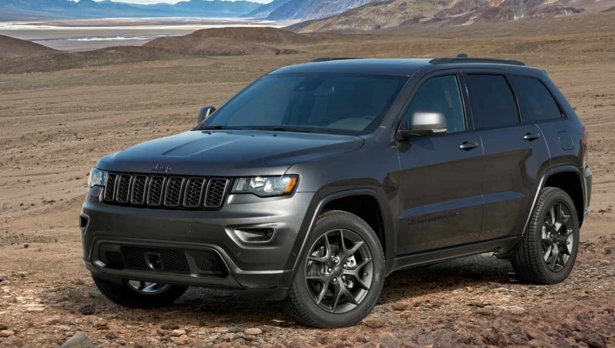 Jeep Grand Cherokee: Price in India, Features, Specs, Interior, and Off-Road Capability