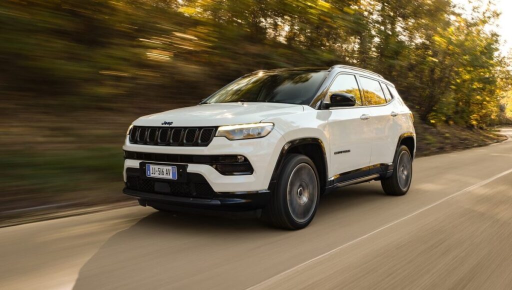 Jeep Compass Review: Stylish Design, Powerful Diesel Engine and Advanced 4x4 Features