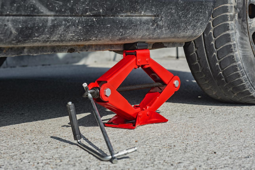 Manual vs Electric Car Tools