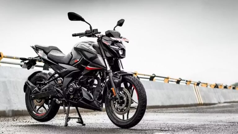 Bajaj Pulsar N160