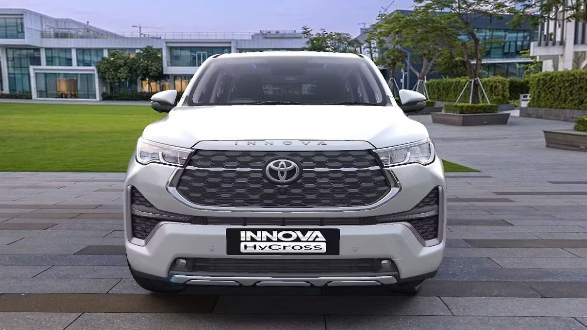 2027 Toyota Innova Hycross Facelift