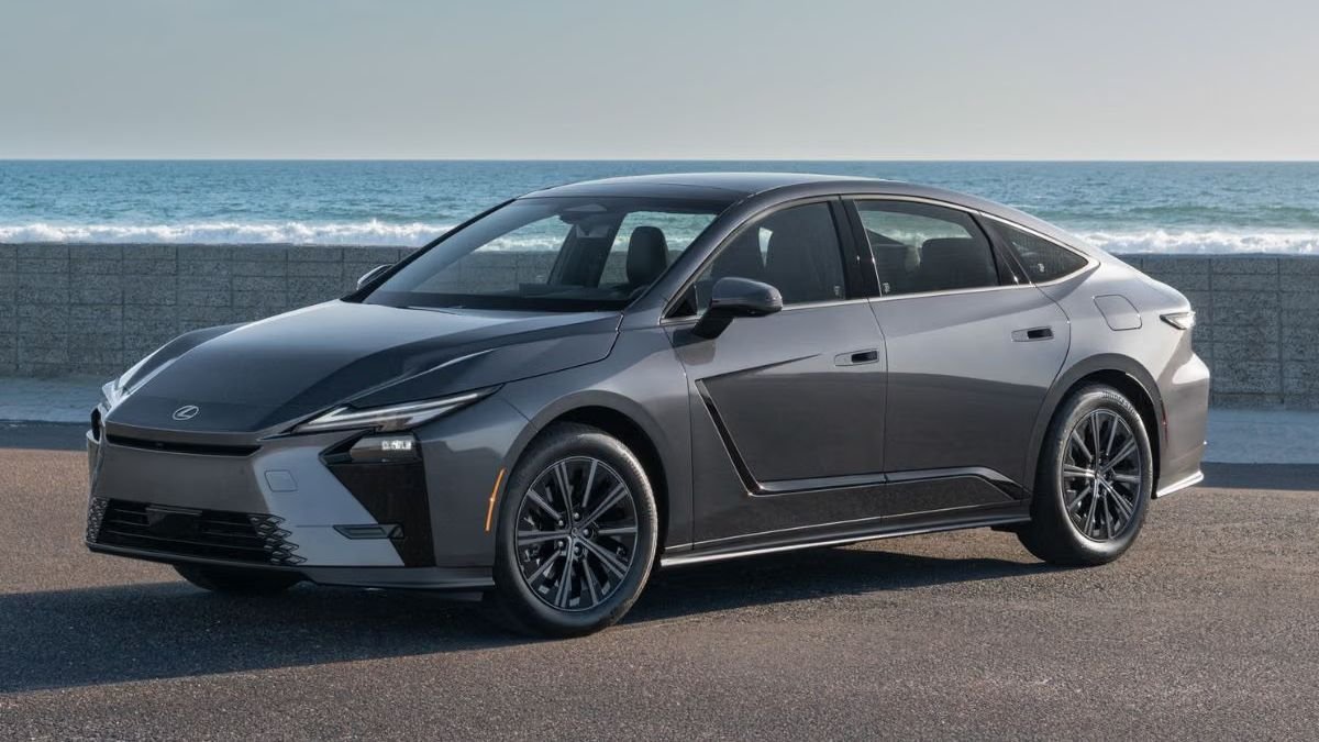 2026 Lexus ES 350h India