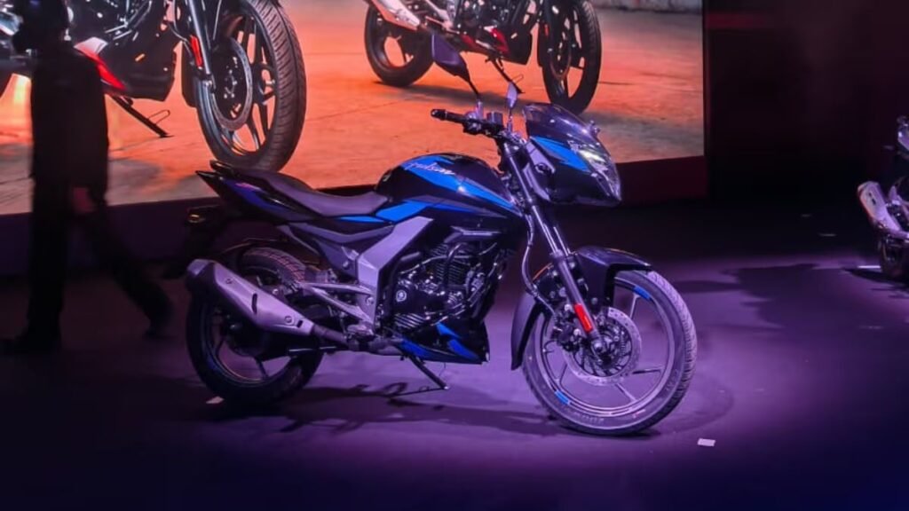 New Bajaj Pulsar 150 Launched