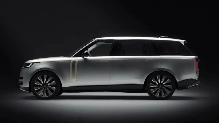 Range Rover SV Ultra