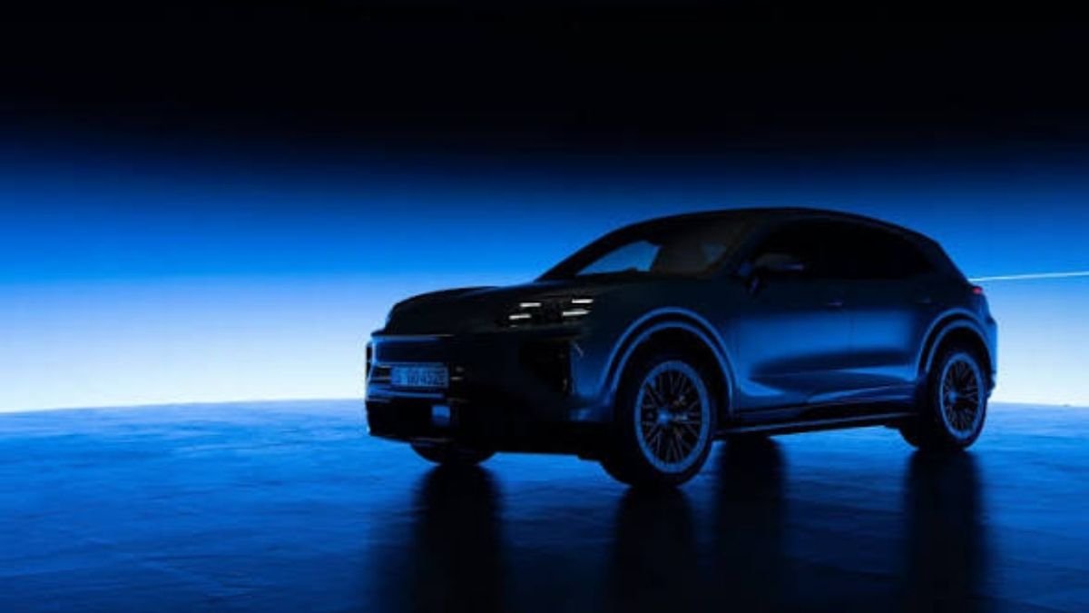 Porsche Cayenne Electric Launching
