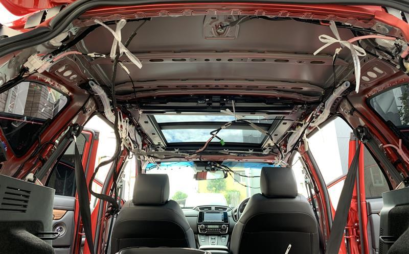 Mahindra Thar Roxx sunroof issue
